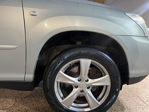 Lexus RX400h 14 of 17