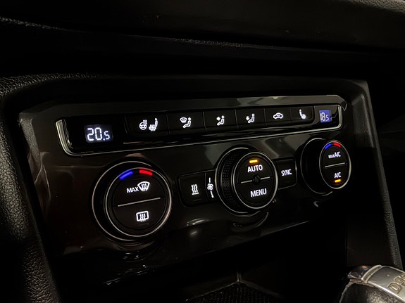 Volkswagen Tiguan 7 of 12