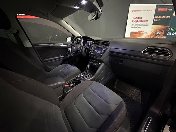 Volkswagen Tiguan 10 of 12