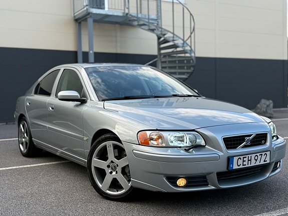 Volvo S60 15 of 30
