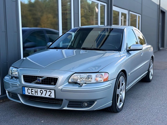 Volvo S60 18 of 30