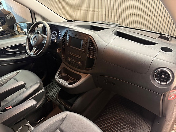 Mercedes-Benz Vito 119 8 of 16