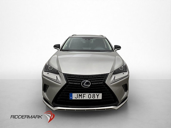 Lexus NX300h 2 of 30