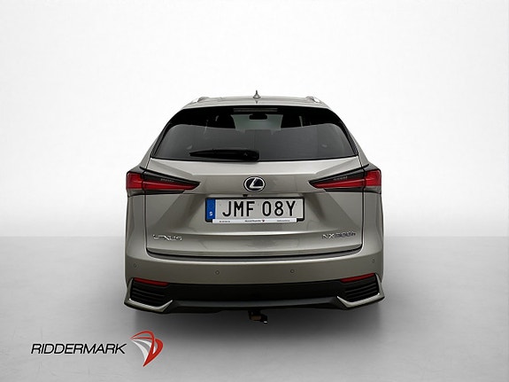Lexus NX300h 6 of 30