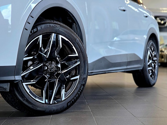 Peugeot 3008 6 of 18