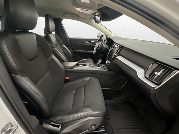 Volvo V60 Cross Country 29 of 30