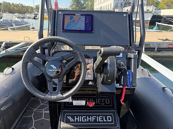 Highfield Sport 560, Mercury F115 ProXS CT -25 10 of 13