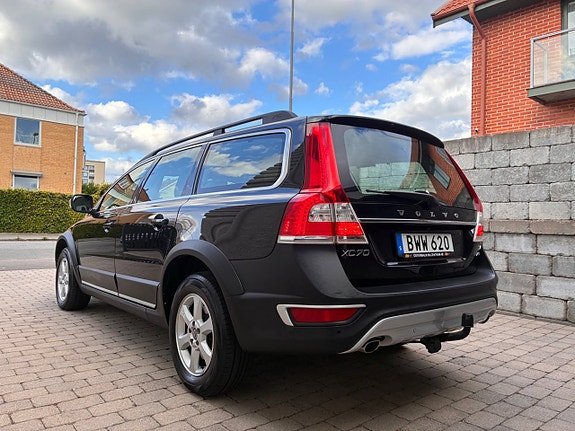 Volvo XC70 8 of 30