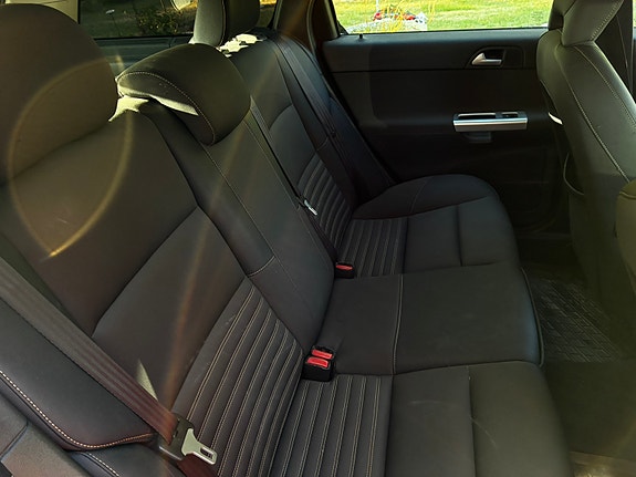 Volvo V50 6 of 12