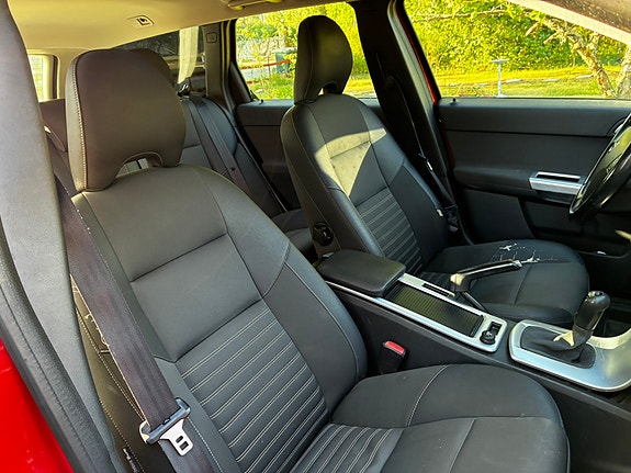 Volvo V50 7 of 12