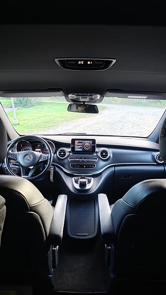 Mercedes-Benz V220 d 9 of 16