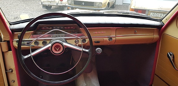Volvo PV 11 of 25