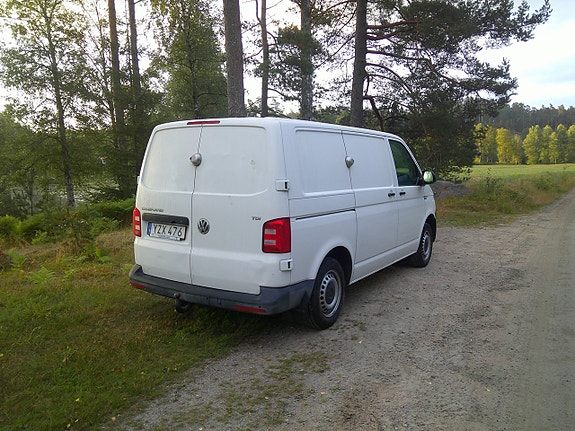Volkswagen Transporter 2 of 9
