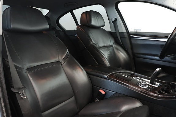 BMW 530d 8 of 14
