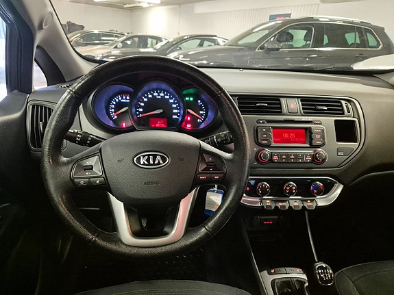 Kia Rio 19 of 20