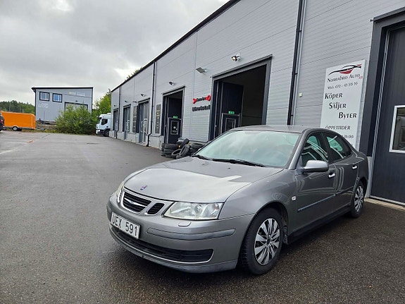 Saab 9-3 2 of 13