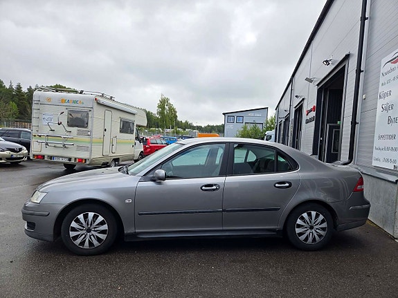Saab 9-3 7 of 13