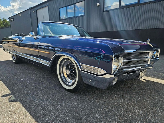 Buick Electra 225 5 of 25