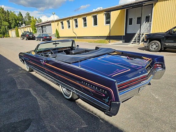 Buick Electra 225 11 of 25