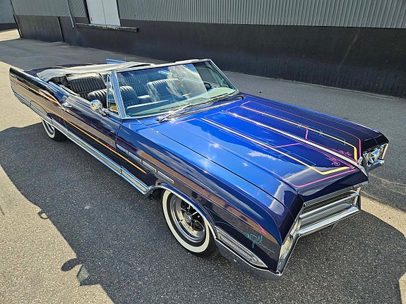 Buick Electra 225 4 of 25