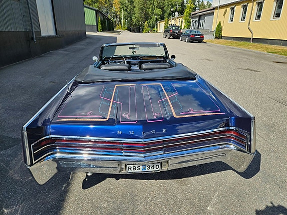 Buick Electra 225 10 of 25