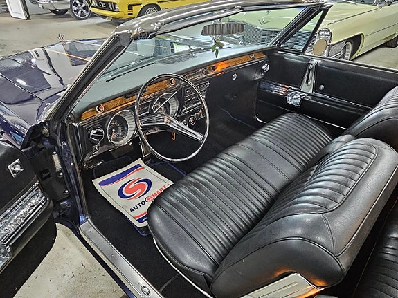 Buick Electra 225 21 of 25