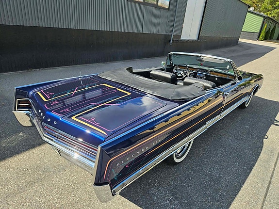 Buick Electra 225 7 of 25
