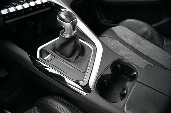 Peugeot 3008 8 of 10