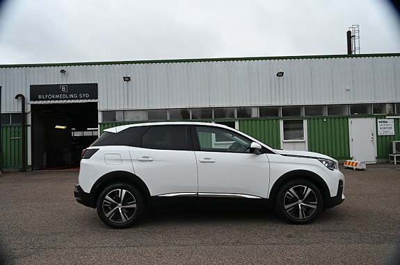 Peugeot 3008 3 of 10