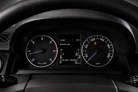Land Rover Discovery 17 of 27