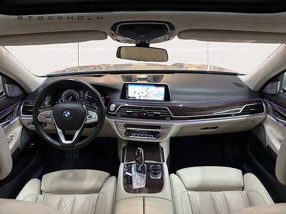 BMW 750Li 12 of 24