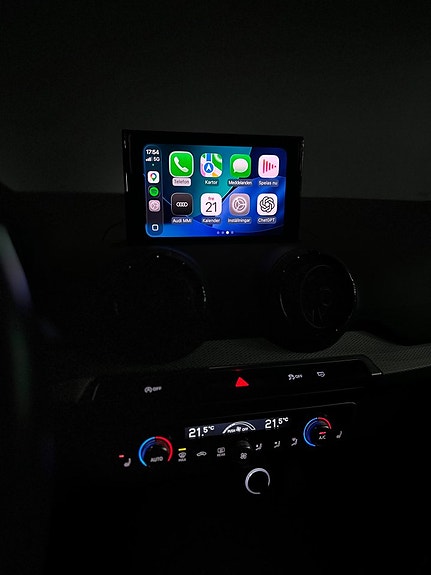 Audi Q2 14 of 15