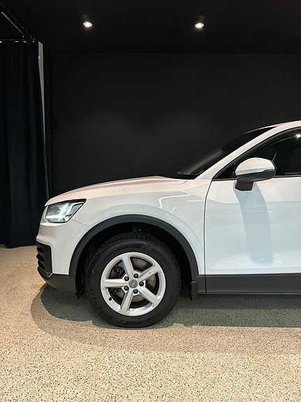 Audi Q2 4 of 15