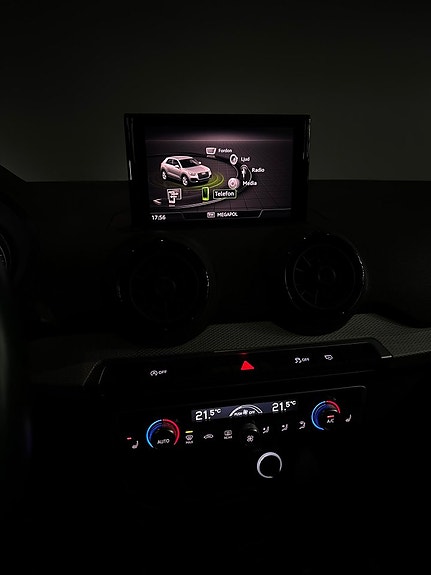Audi Q2 13 of 15