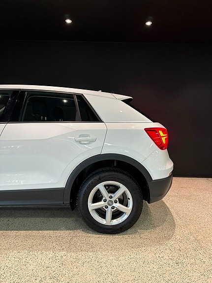 Audi Q2 5 of 15