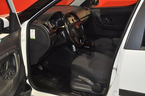 Skoda Roomster 7 of 21