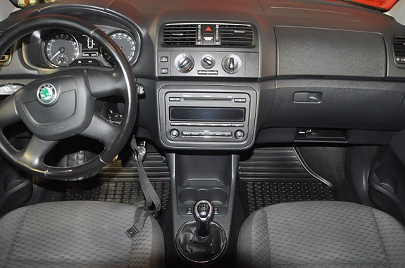 Skoda Roomster 6 of 21