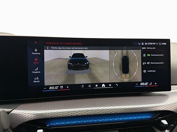 BMW i4 26 of 30