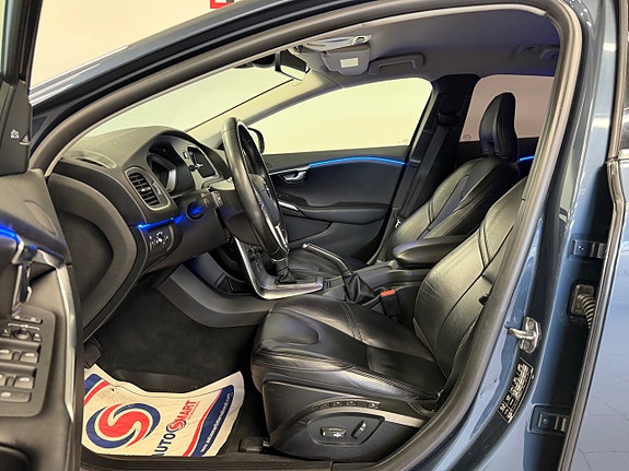 Volvo V40 6 of 20