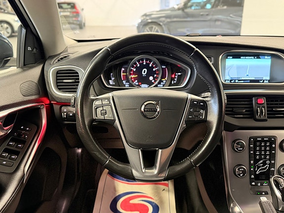 Volvo V40 15 of 20