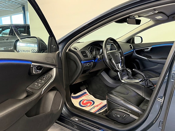 Volvo V40 5 of 20