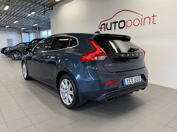 Volvo V40 4 of 20