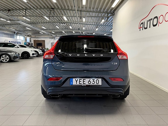 Volvo V40 9 of 20
