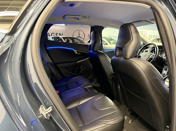 Volvo V40 12 of 20