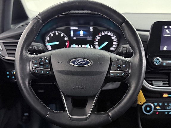 Ford Fiesta 14 of 26