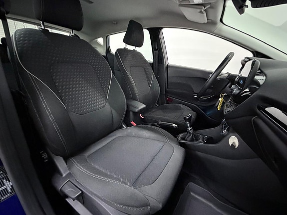 Ford Fiesta 11 of 26