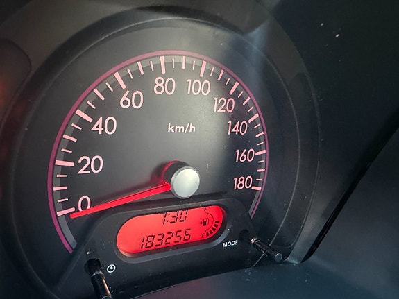 Suzuki Alto 7 of 9