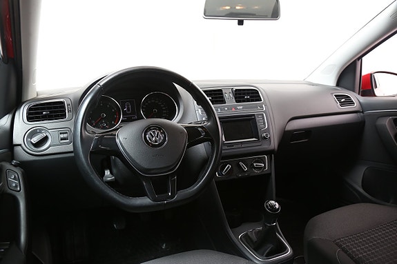 Volkswagen Polo 12 of 18
