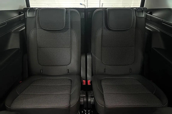 Volkswagen Sharan 12 of 21