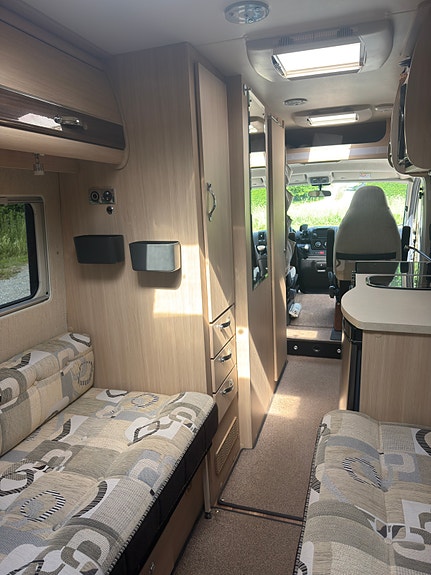 Övriga Auto-Sleepers Warwick XL mycket fint skick mycket utrustning ljus luftig planlösning ger möjlighet till fricamping året om som alternativ till ställplats/camping 13 of 30